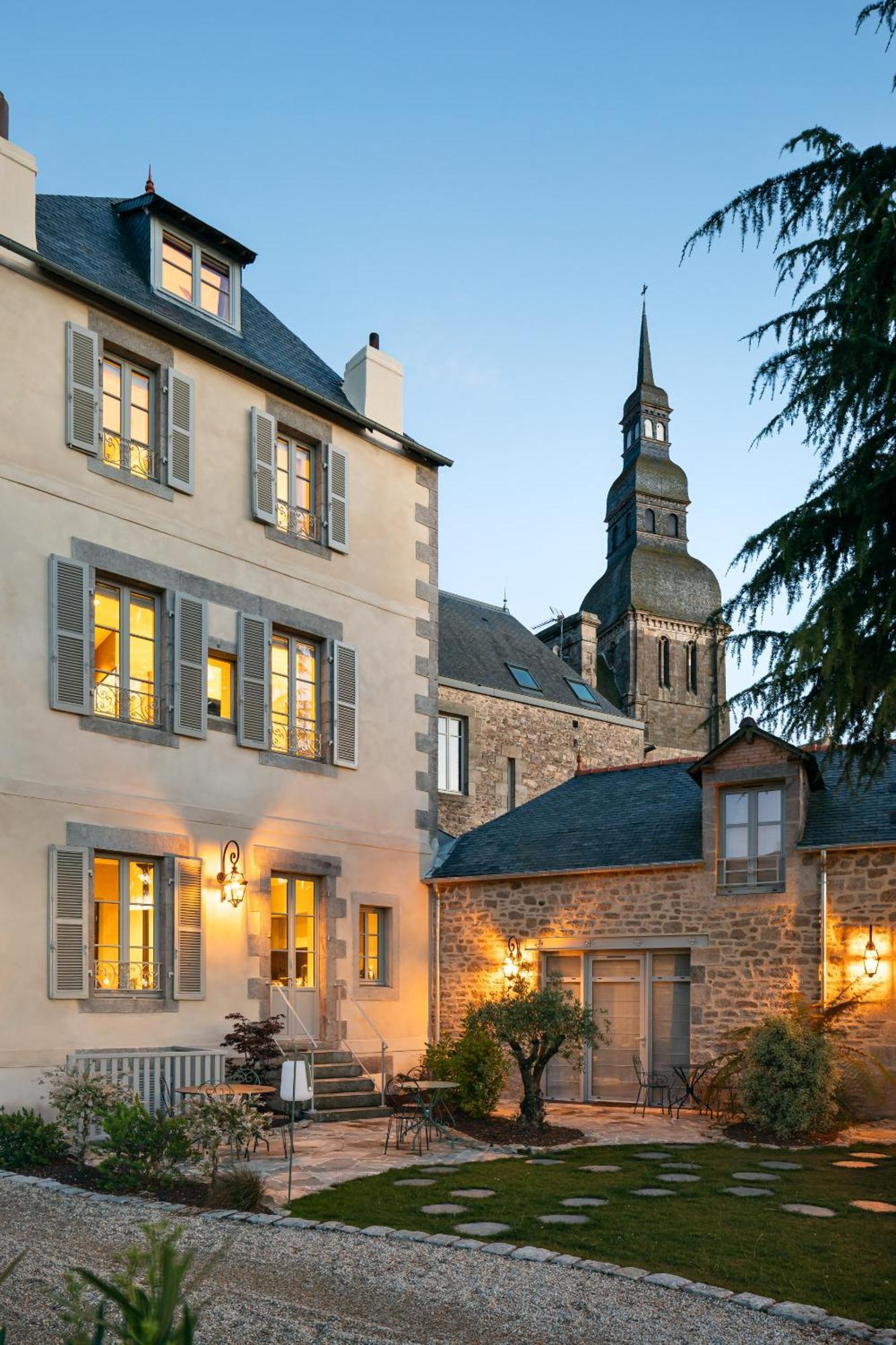 Clos Du Cedre - Chambres D'Hotes D'Exception, Luxury B&B A Dinan Zewnętrze zdjęcie