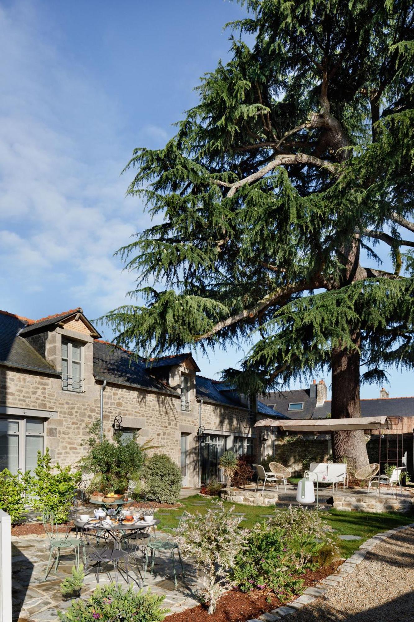 Clos Du Cedre - Chambres D'Hotes D'Exception, Luxury B&B A Dinan Zewnętrze zdjęcie
