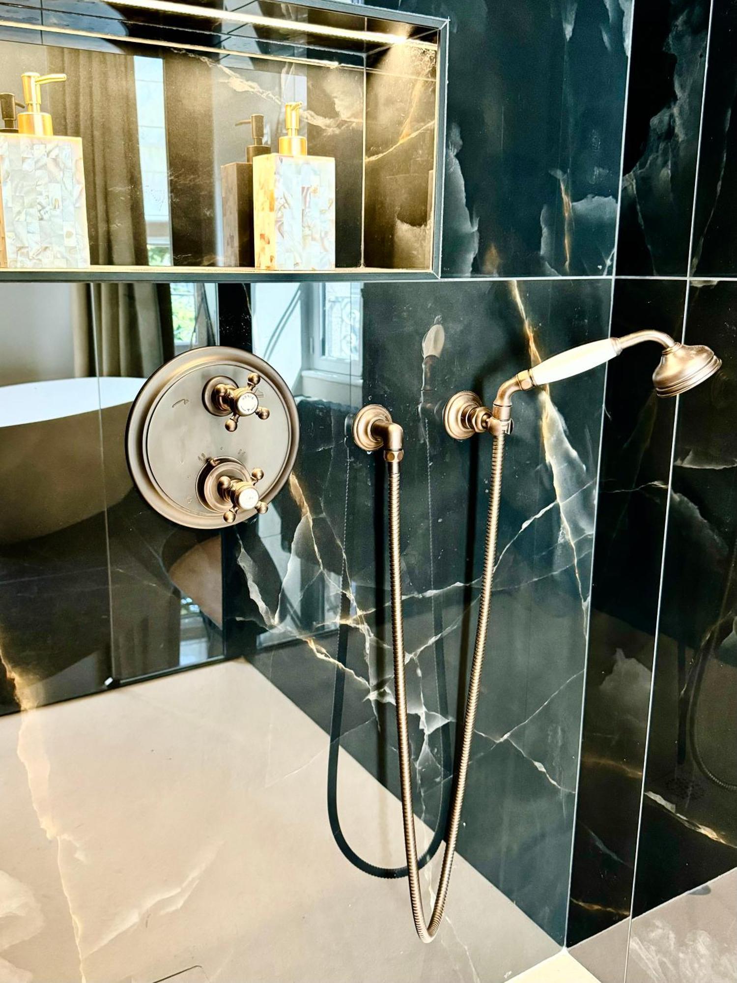 Clos Du Cedre - Chambres D'Hotes D'Exception, Luxury B&B A Dinan Pokój zdjęcie